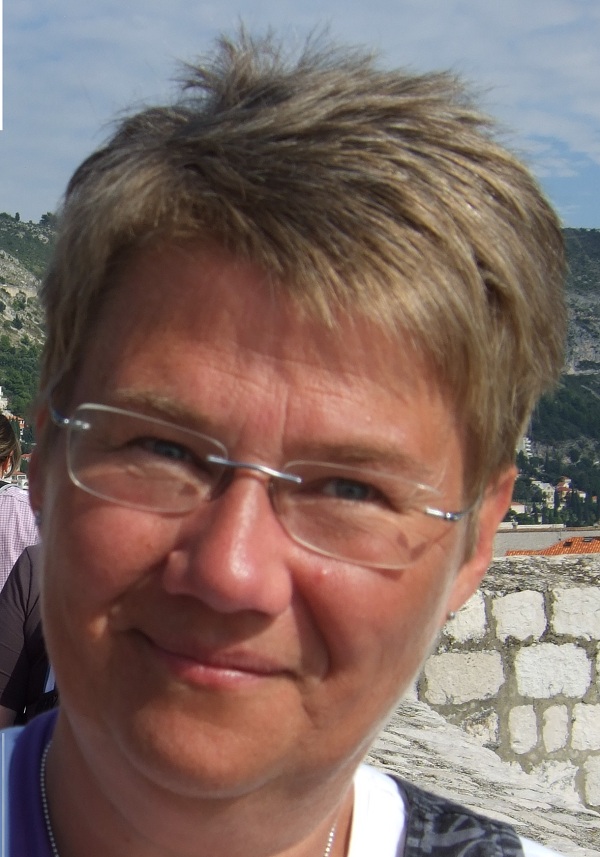 Eva Albrektsson - Medlem i Konstnärsföreningen Dymlingen