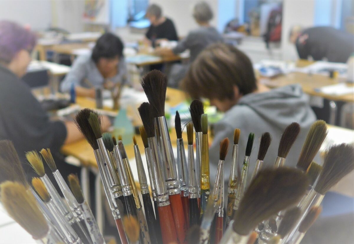 ESPRI - Jönköpings Konstskola visar processer från utbildningen.
